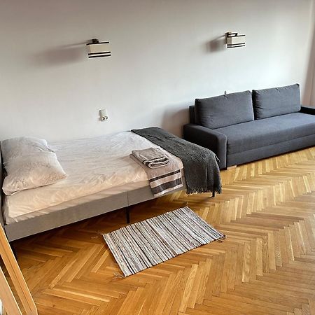 Apart Wawa App 38 Wifi 600 Mbit Warsaw Luaran gambar